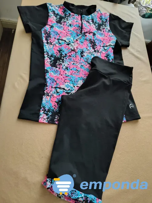 Conjunto deportivo, calza corta y remera Floresta - imagen 2