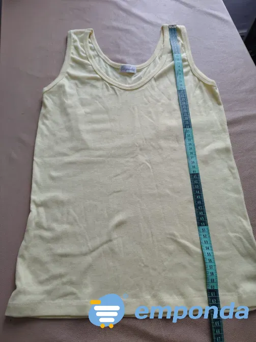 Musculosa basica amarilla Floresta - imagen 4