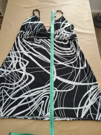 Musculosa corte princesa, elegante Floresta