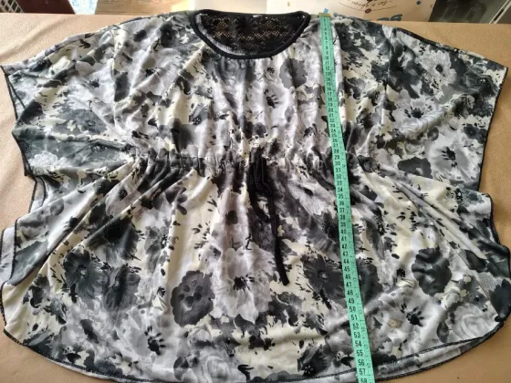 Blusa suelta con elastico en cintura Floresta
