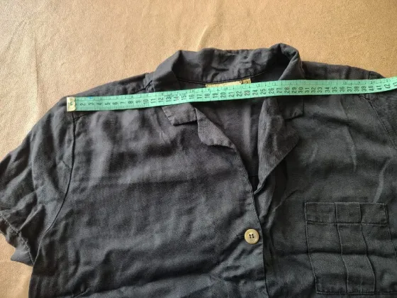 Camisa a la cintura, manga corta Floresta
