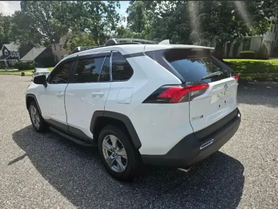 Pre Owned 2025 Toyota RAV4 XLE Full Options Bahía Blanca