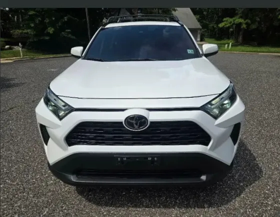 Pre Owned 2025 Toyota RAV4 XLE Full Options Bahía Blanca